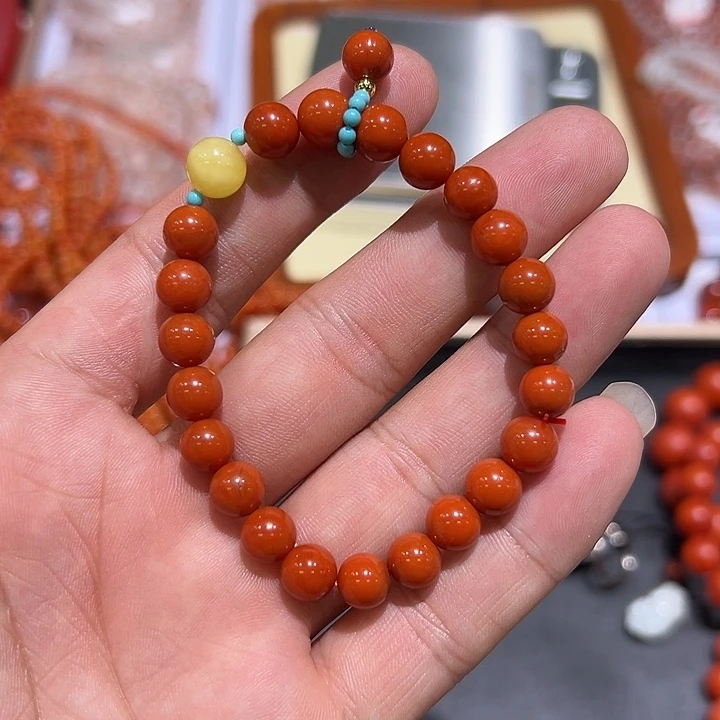 彩***兒未镶嵌手串南红玛瑙