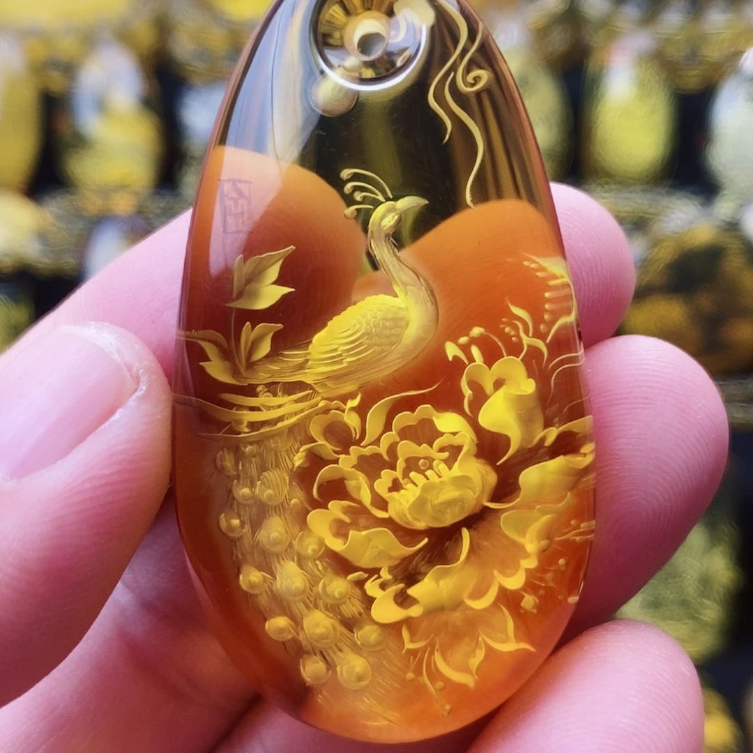 【闪购商品】血珀颈饰未镶嵌血珀阴雕