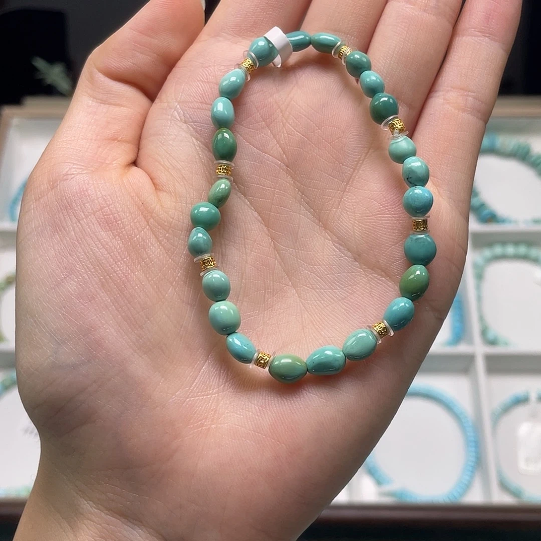 绿松石未镶嵌珠宝奇石16