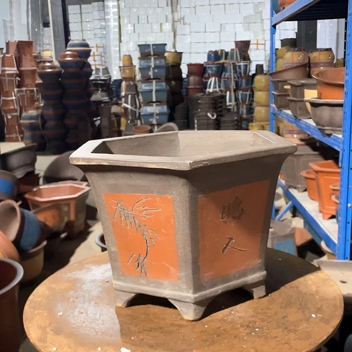 32红色六方花盆花盆