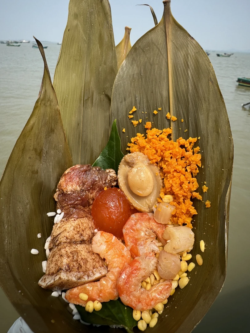 海胆鲍鱼粽子6条装 馅料鲍鱼 海胆 瑶柱 虾米 五花肉 海鸭蛋 红豆