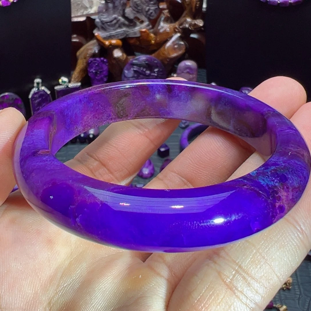 未镶嵌苏纪石（舒俱来）手镯