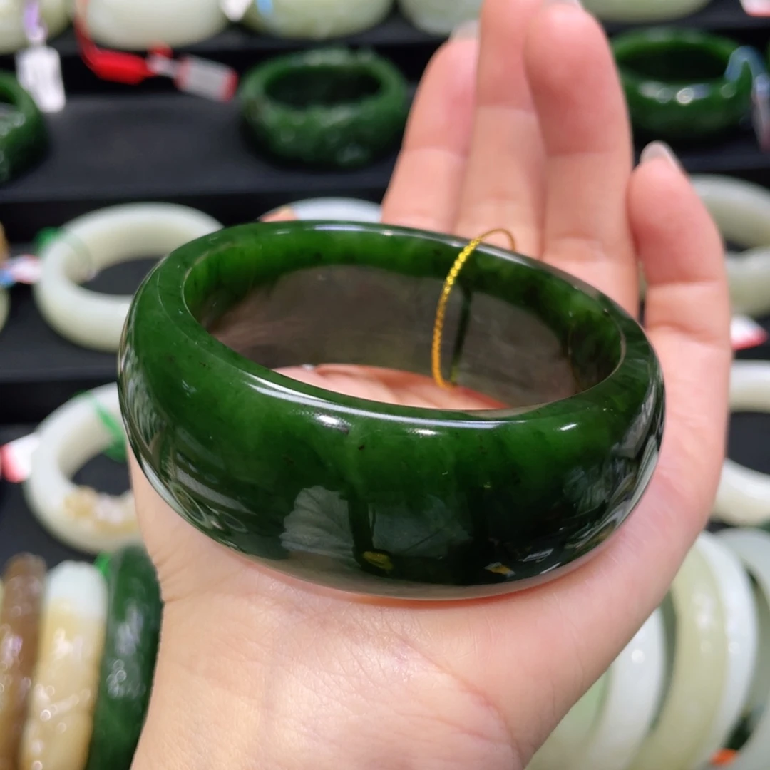 未镶嵌手镯和田玉5