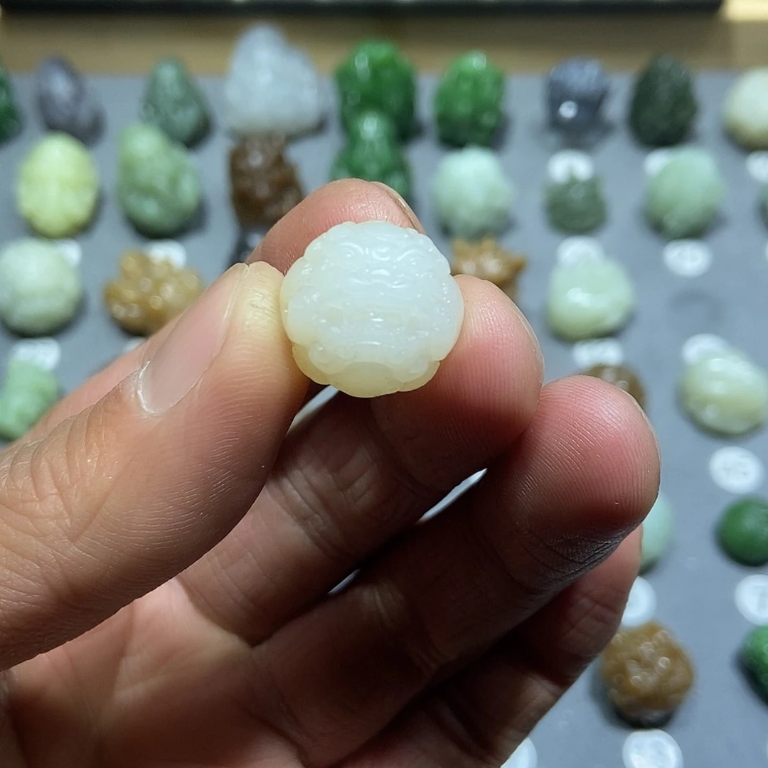 和田玉颈饰未镶嵌缓*定制