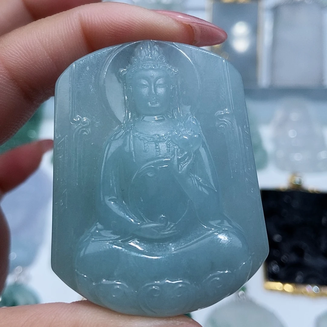 翡翠颈饰未镶嵌缅甸