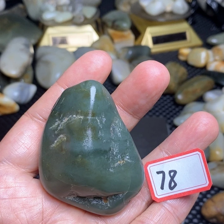 未镶嵌和田玉把件78