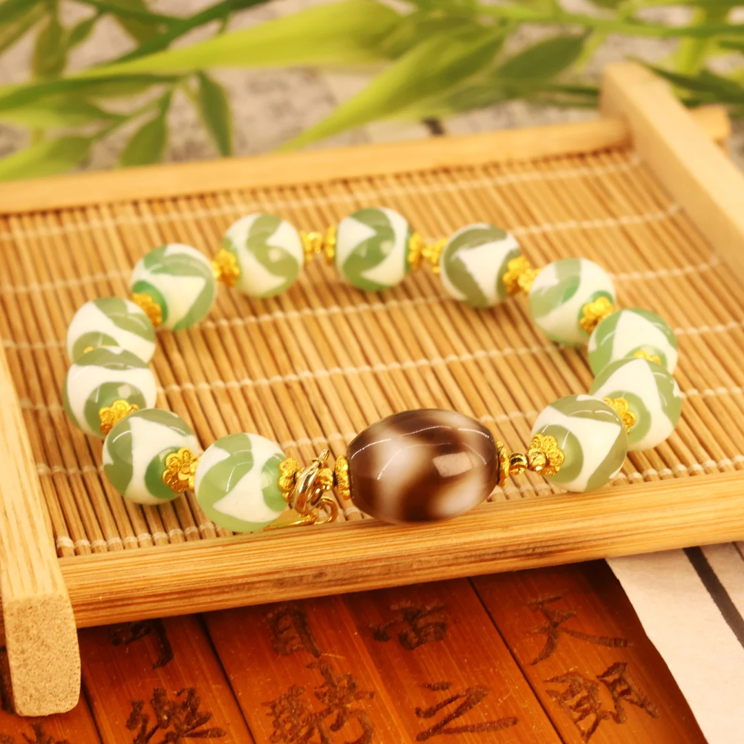 【凰世今传】雪域嫩色虎虎手串