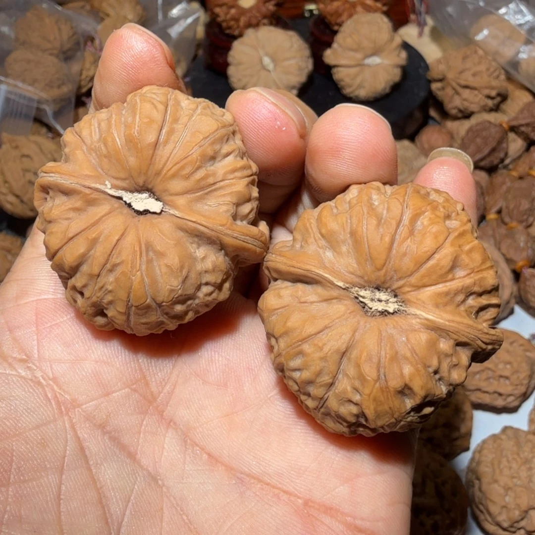 把件文玩核桃G**g南瓜墩42.5尖有磕碰