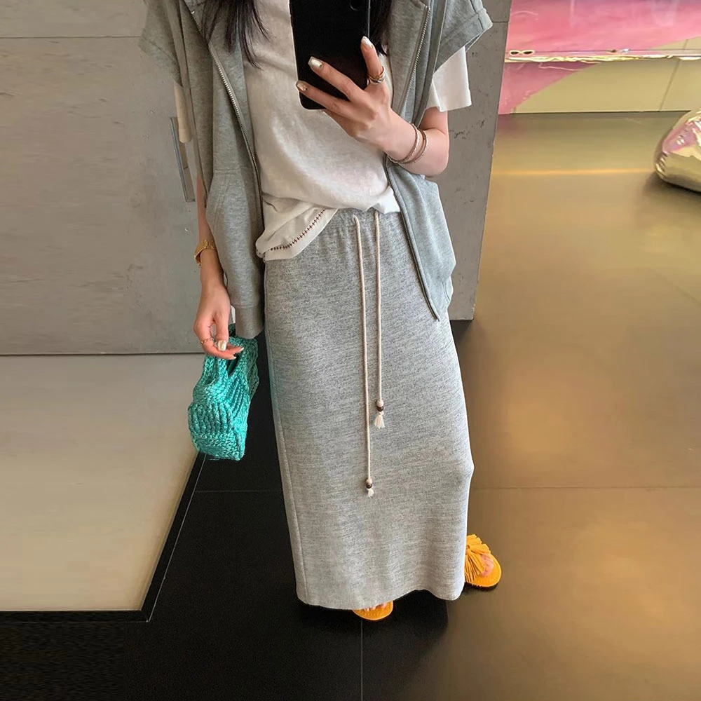 2025年时尚气质高级感春夏新款纯欲系带抽绳中长款针织直筒半身裙