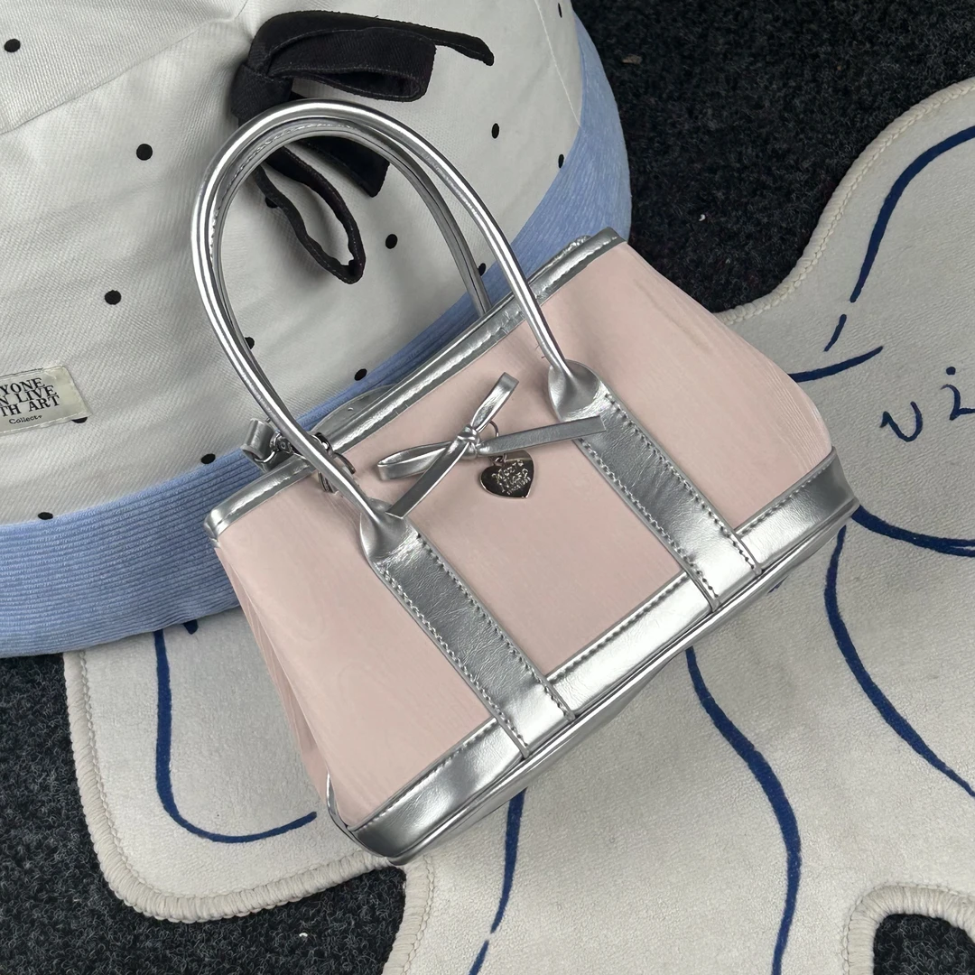 一张同学【长约25宽10高16单位厘米】时尚手提斜挎包C6261银粉