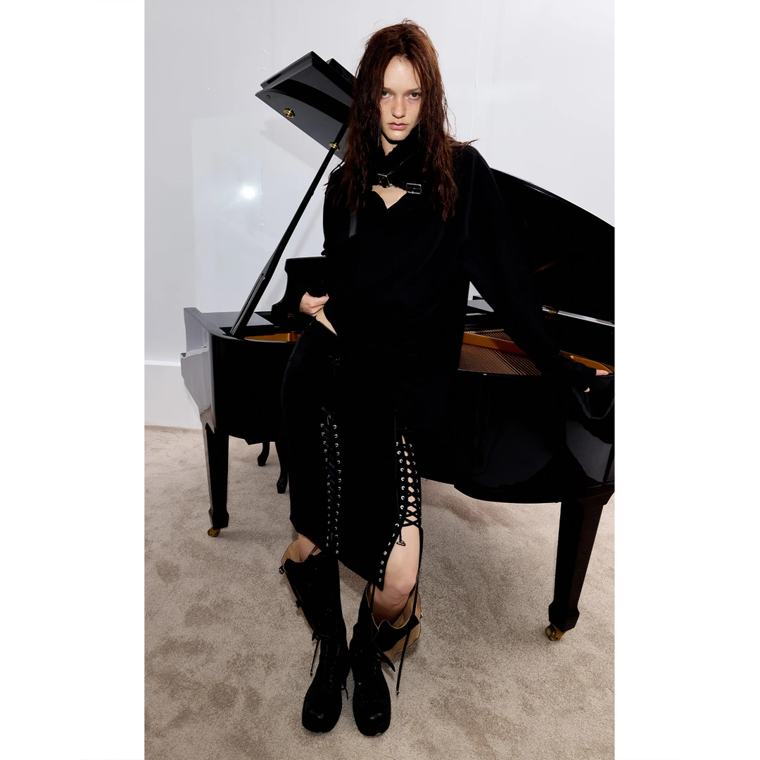 WEARABLE EVENT绑带LOGO半裙   Tie-strap LOGO skirt