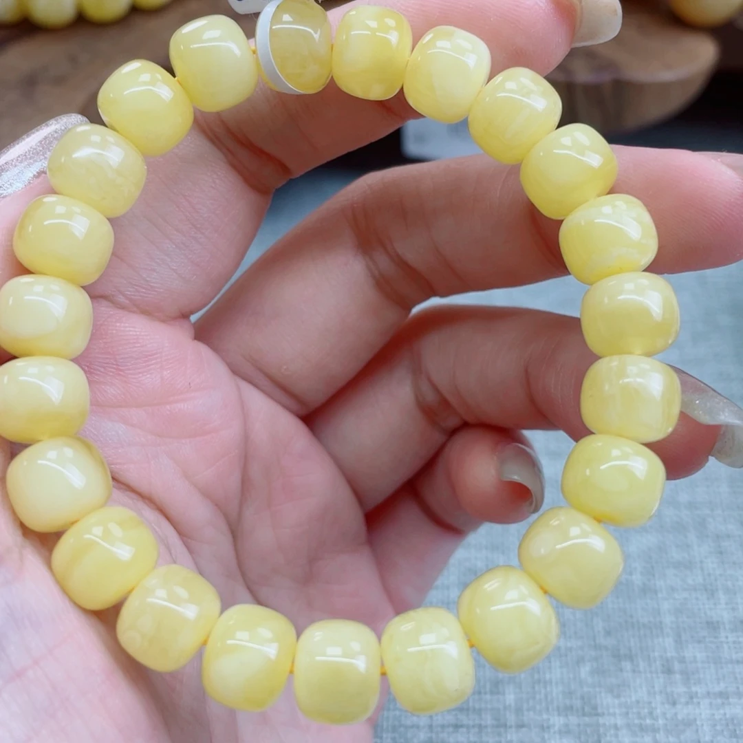 未镶嵌蜜蜡裸石蜜蜡