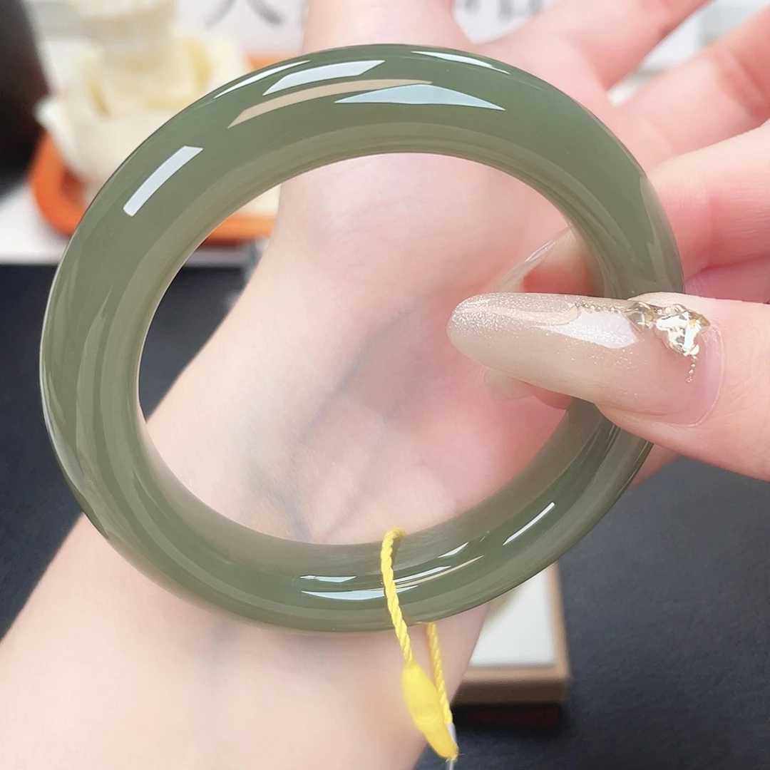 和田玉未镶嵌手镯5354