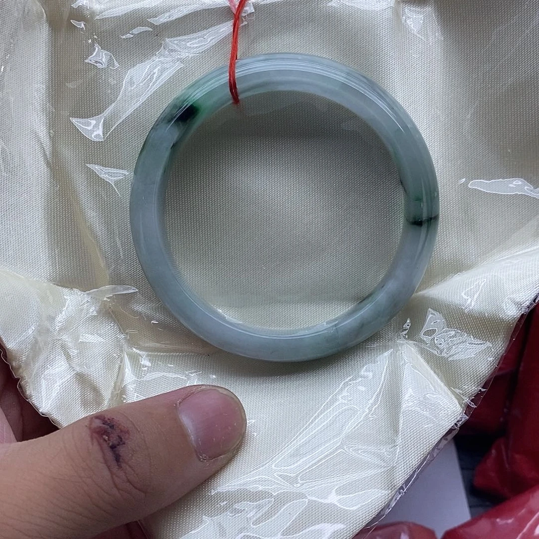 非金属直播间来捡漏了