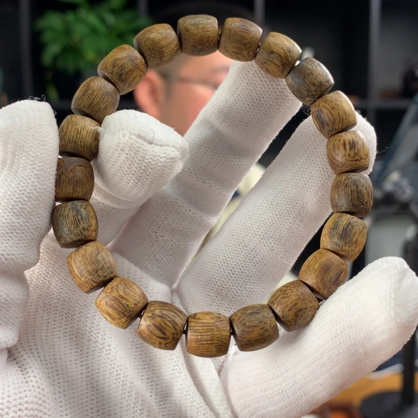 【闪购商品】沉香手串9克 9mm乌身微微瑕