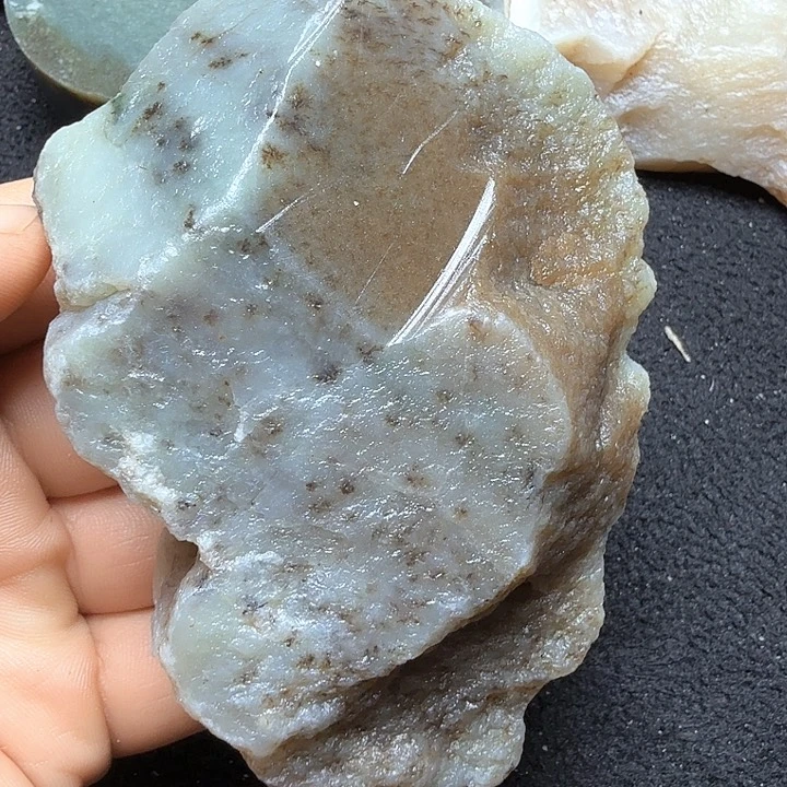 和田玉（糖玉）未镶嵌珠宝半成品