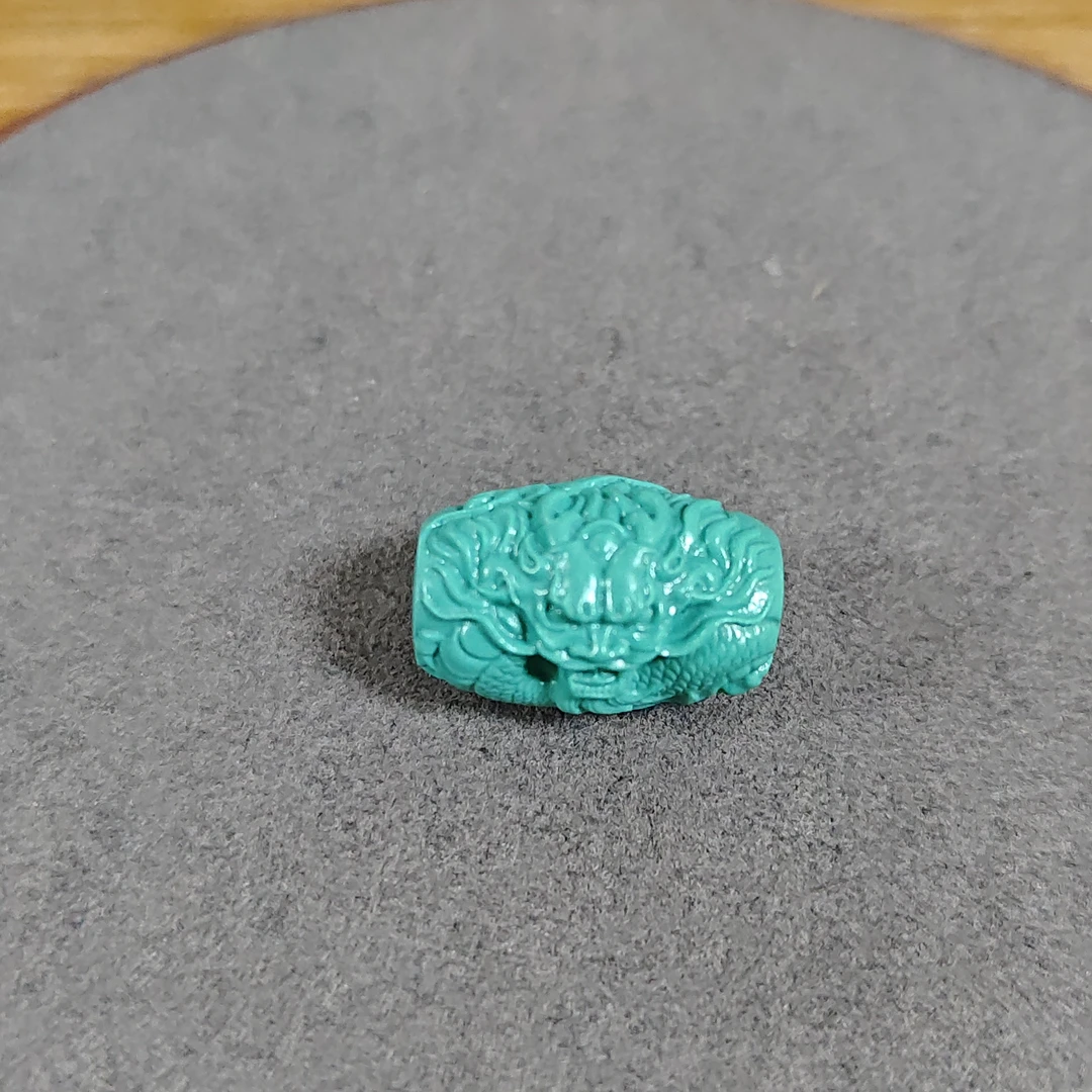 A317号绿色卡12mm*18mm桶珠老龙雕刻吊坠