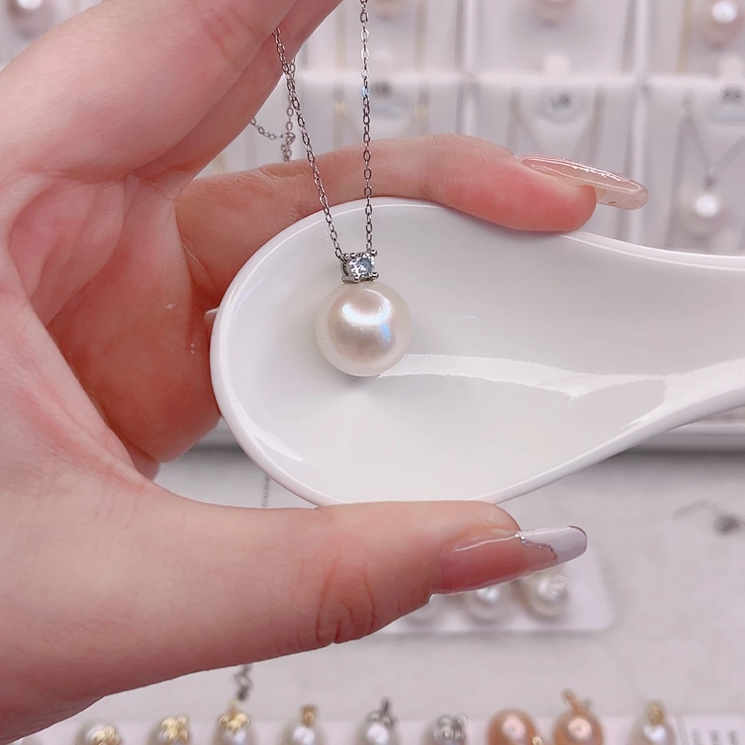 淡水珍珠未镶嵌吊坠(赠链)