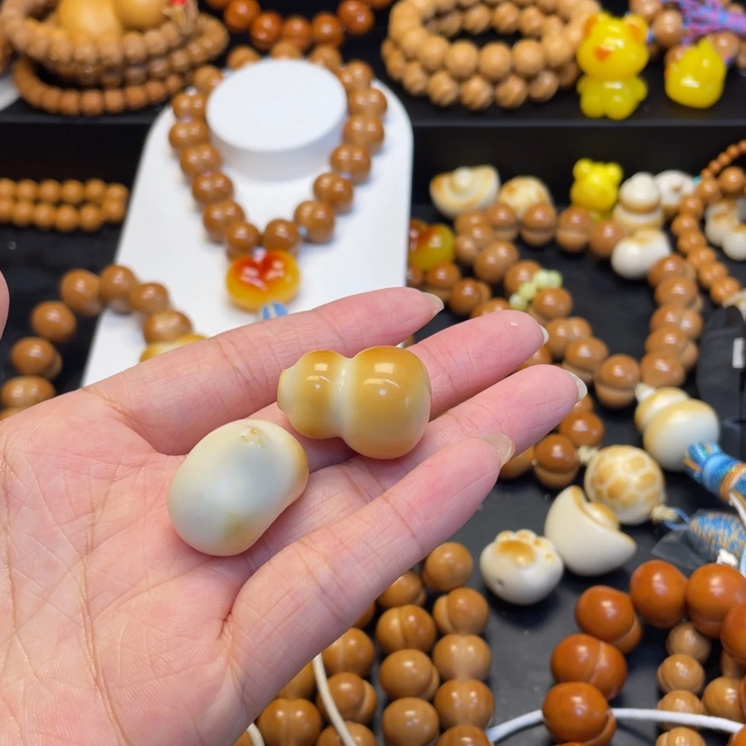 吊坠猴头核桃配饰流苏