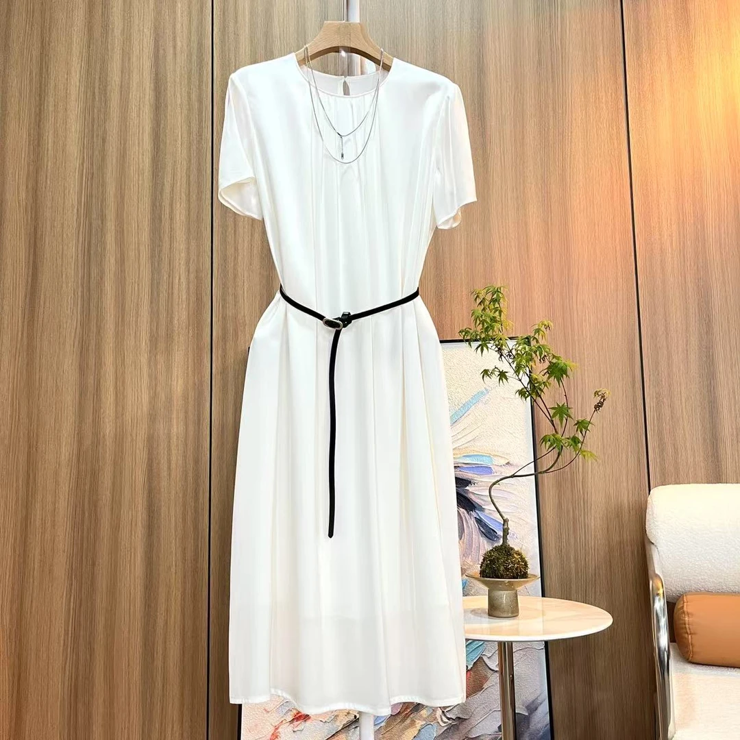 夏季新款设计师气质轻法式轻奢纯色显瘦百搭黑白色桑蚕丝连衣裙