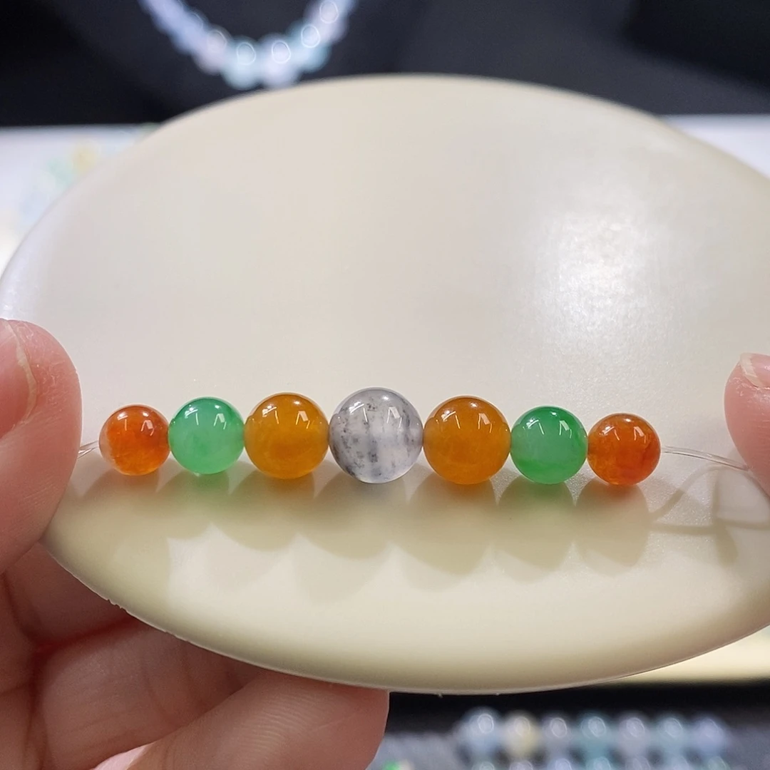 翡翠挂件未镶嵌一组