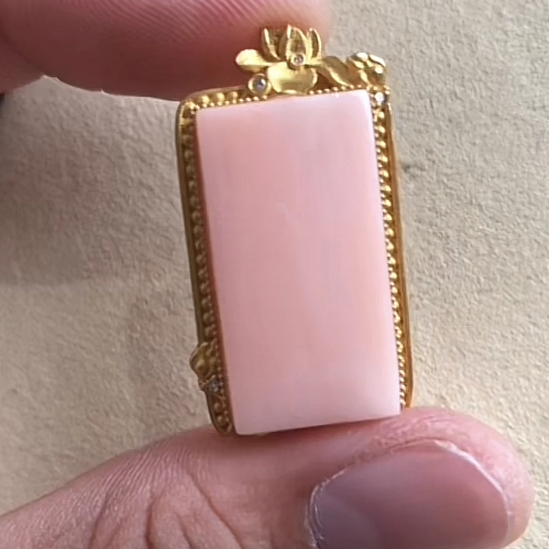 天使肌珊瑚大无事牌吊坠一个