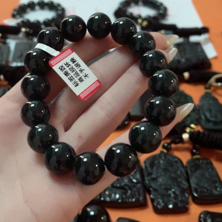 翡翠颈饰未镶嵌大*