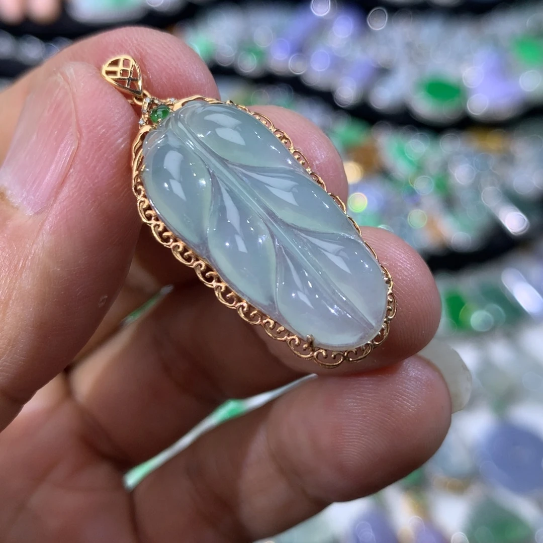 翡翠18K金镶嵌吊坠(不含链)