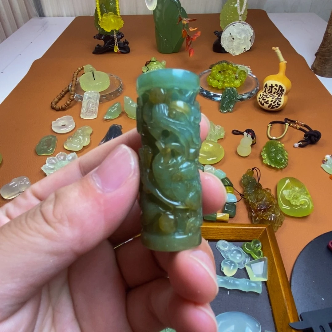 蛇纹石玉合金颈饰