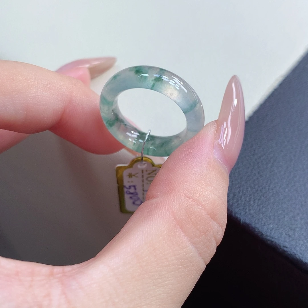 翡翠未镶嵌戒指12号