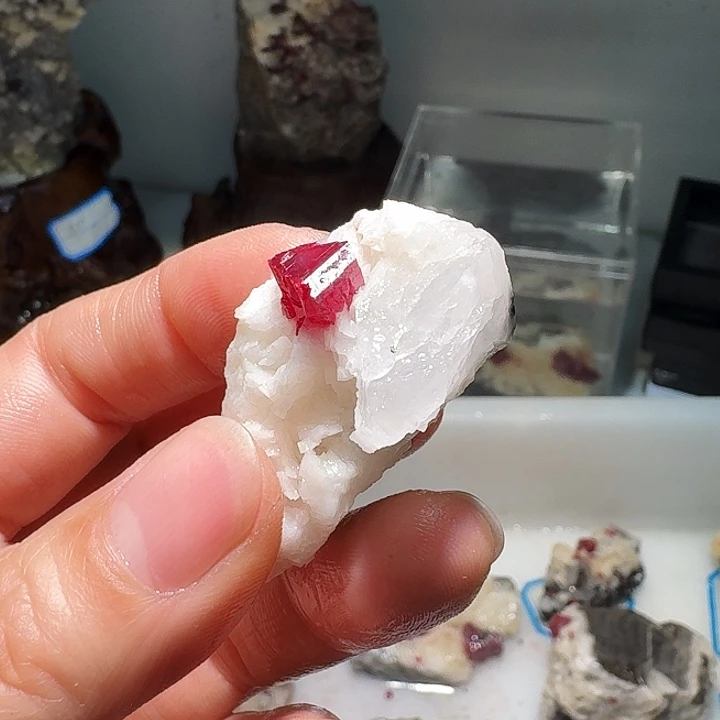 嘉***嘉天然辰砂天然朱砂原矿石