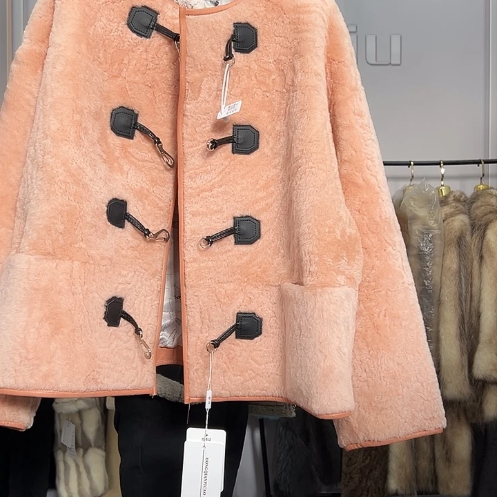 R***a恒玖新款女装外套455