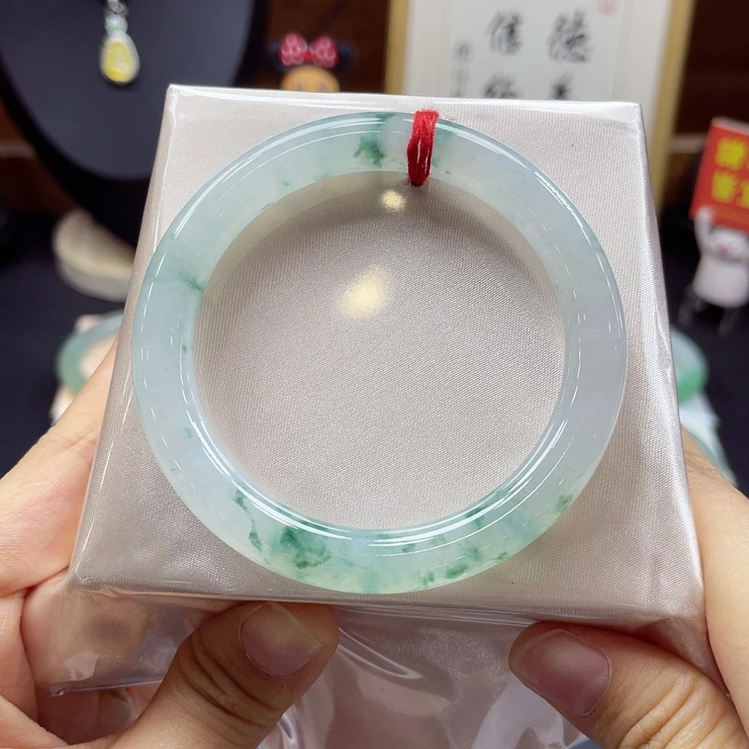 未镶嵌手镯翡翠41 号