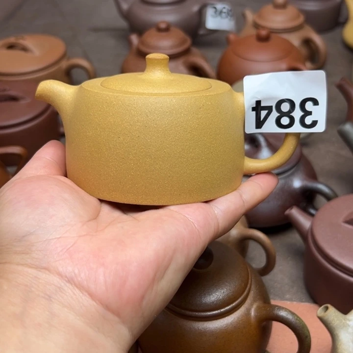 茶壶紫砂黄金段半手工210cc左右瑕疵