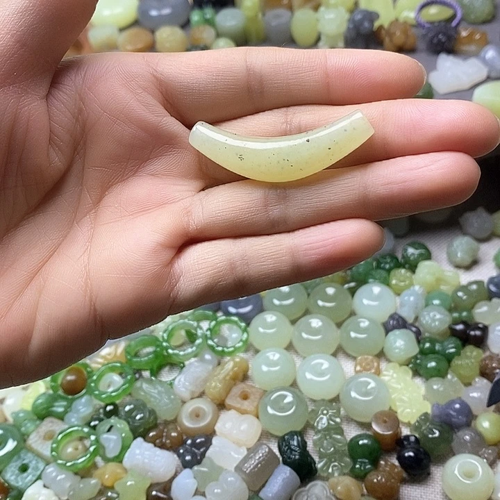 未镶嵌和田玉挂件弯管