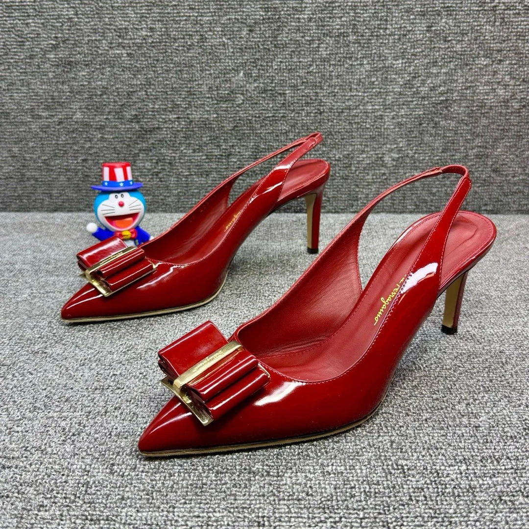 95新 FERRAGAMO/菲拉格慕 36码 经典酒红色蝴蝶结高跟 D2095