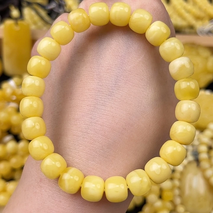 琥珀未镶嵌颈饰琥珀