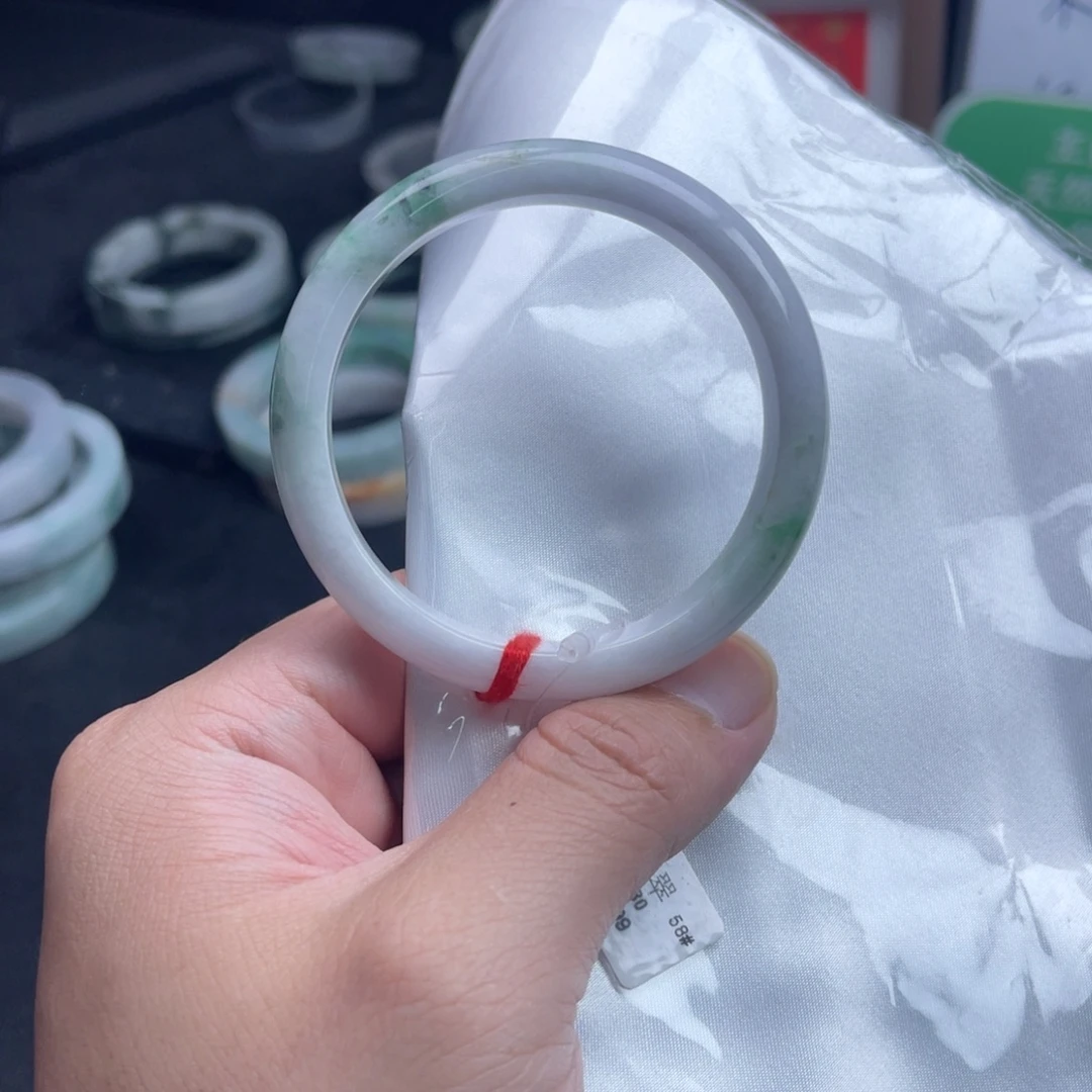 翡翠未镶嵌手镯59正圈