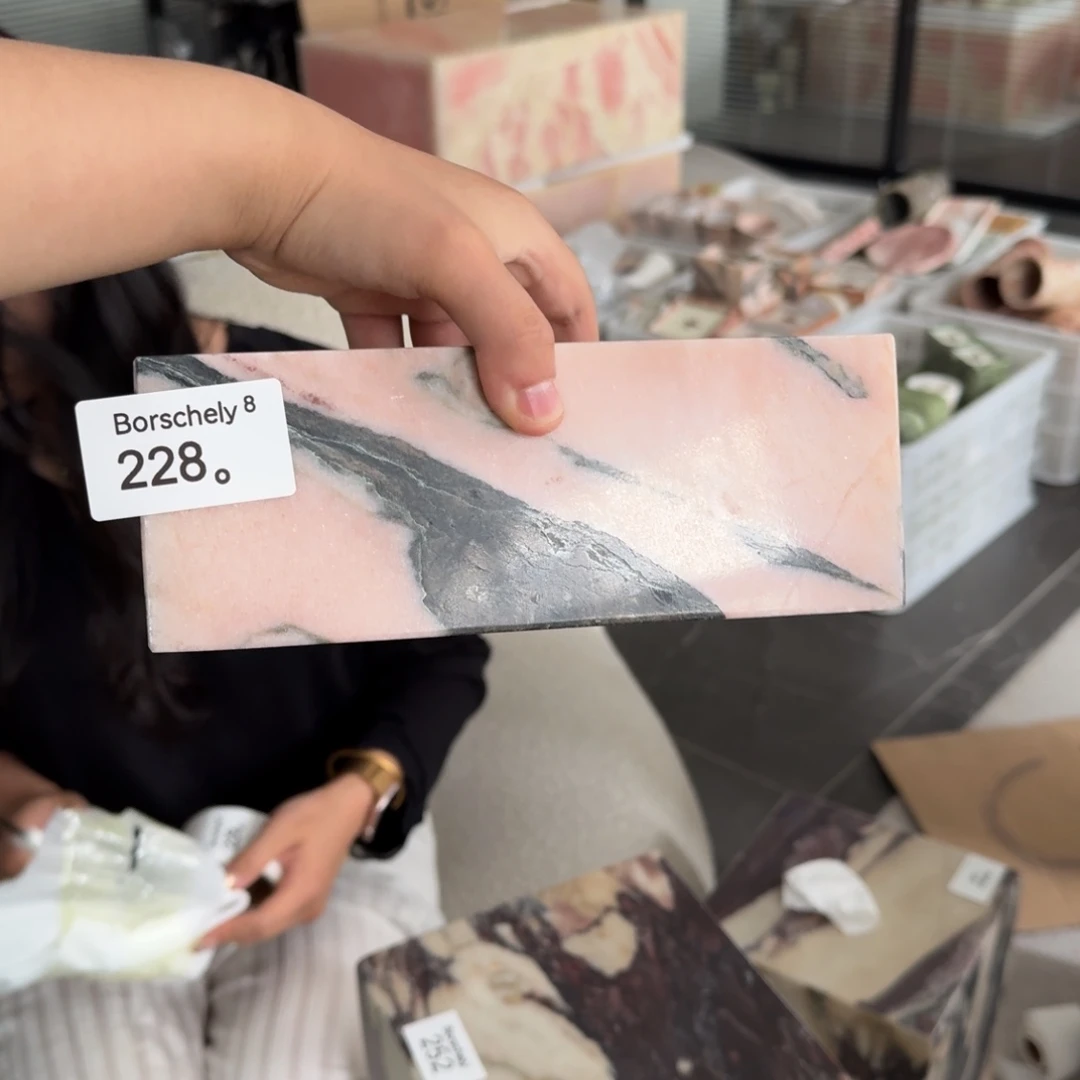 228。 烛芯压。  不缺爱。