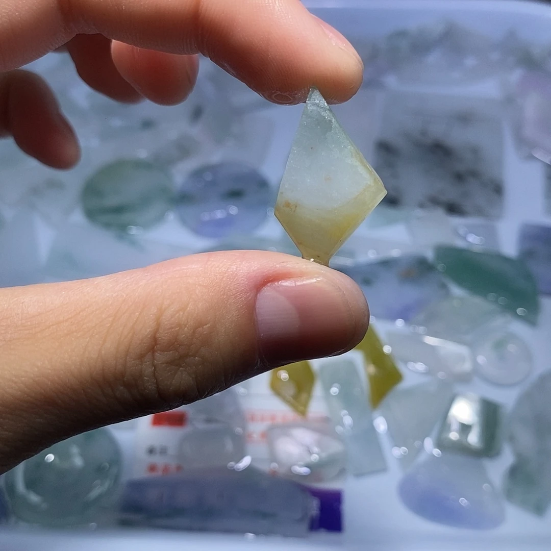 颈饰未镶嵌翡翠3788