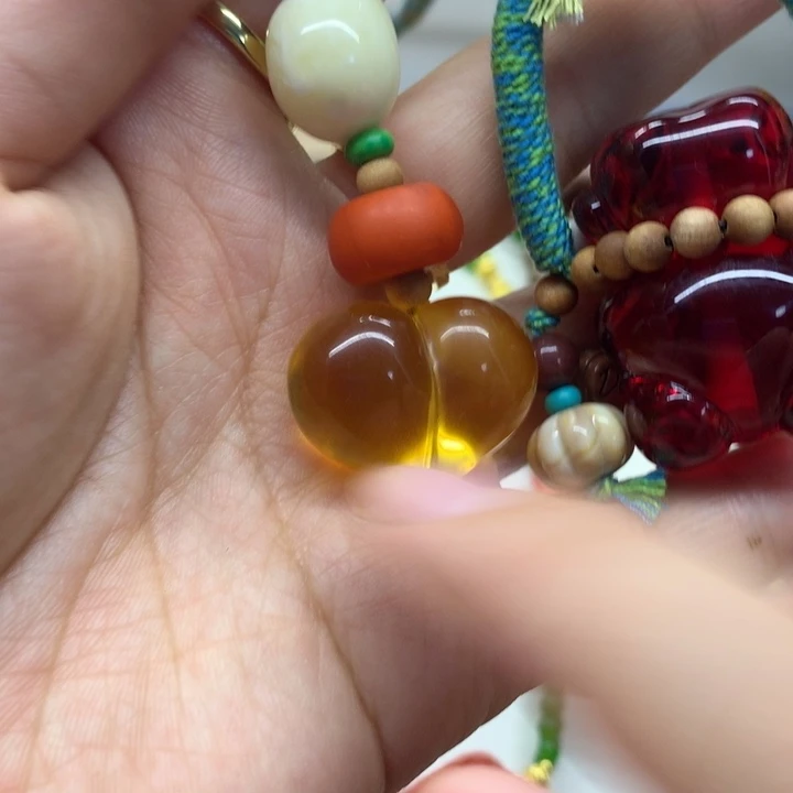 表妹原创设计吊坠