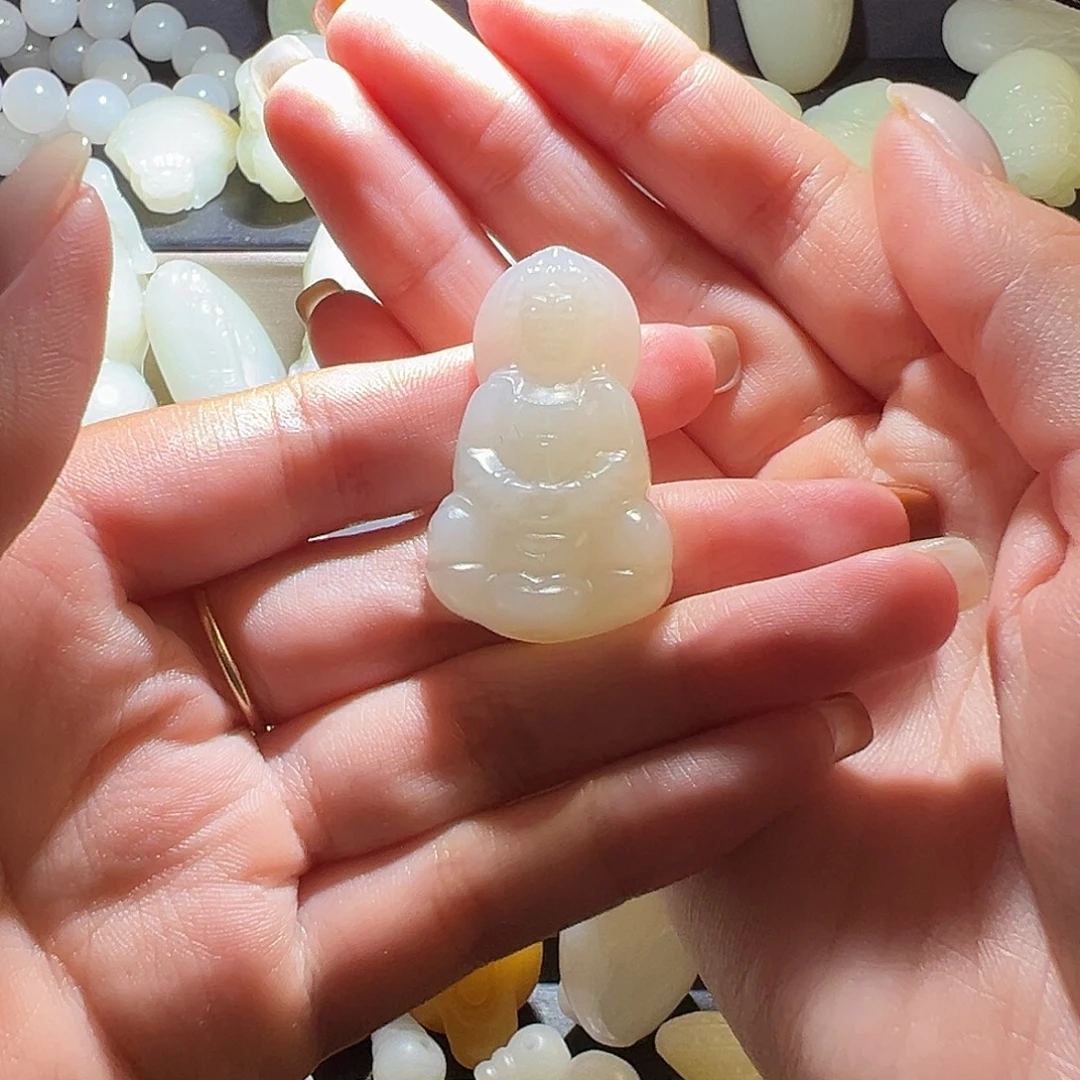 青***华和田玉未镶嵌颈饰