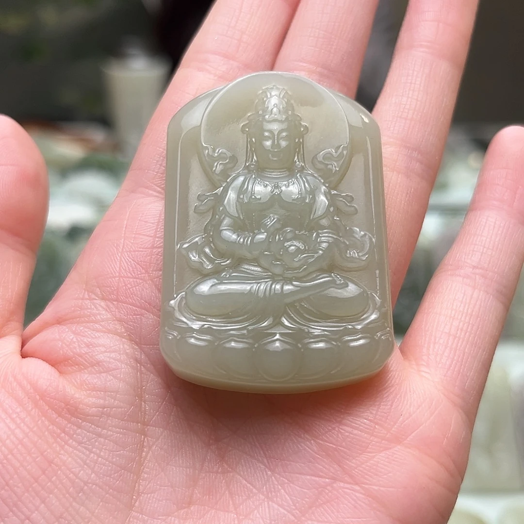 和田玉未镶嵌颈饰