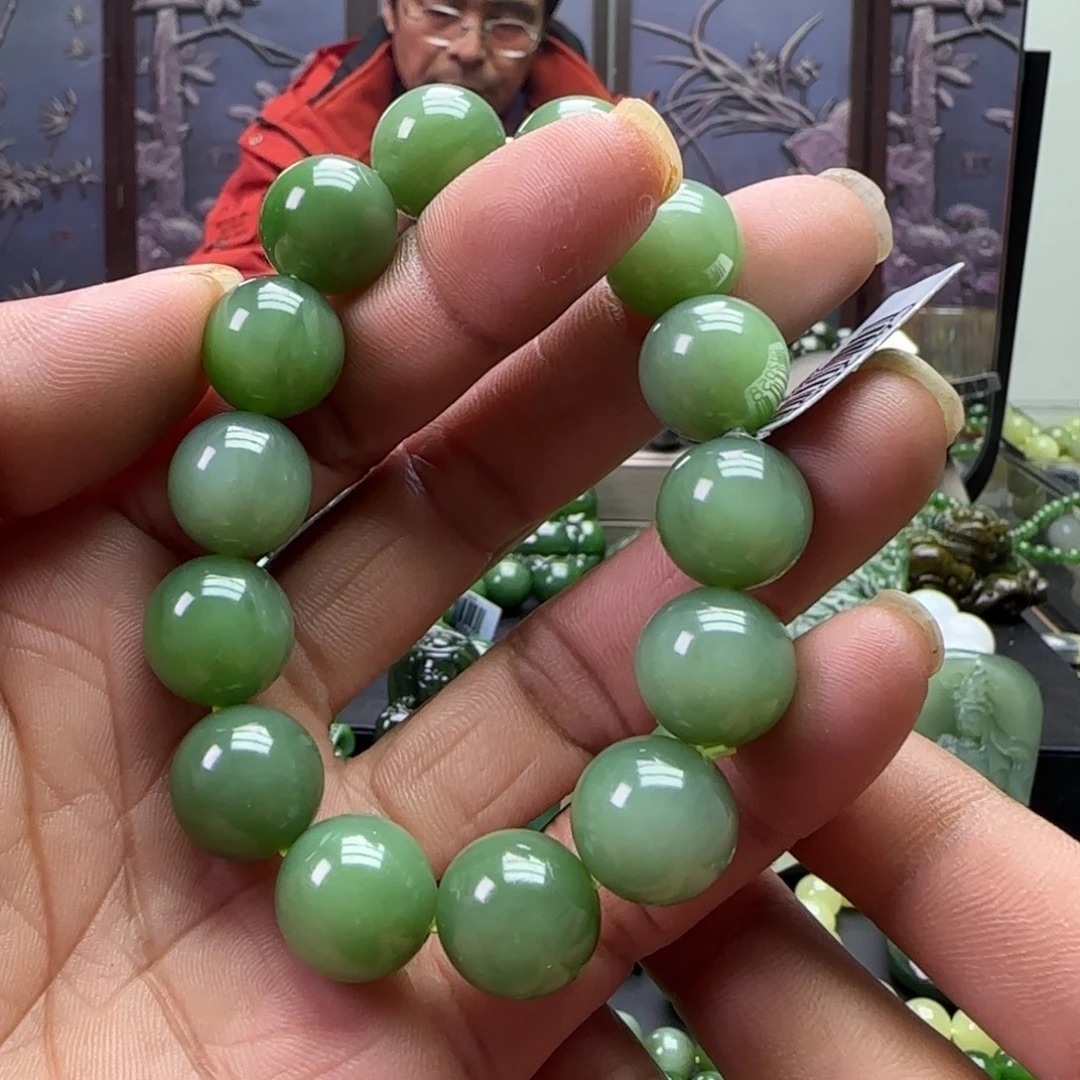 和田玉未镶嵌珠宝奇石