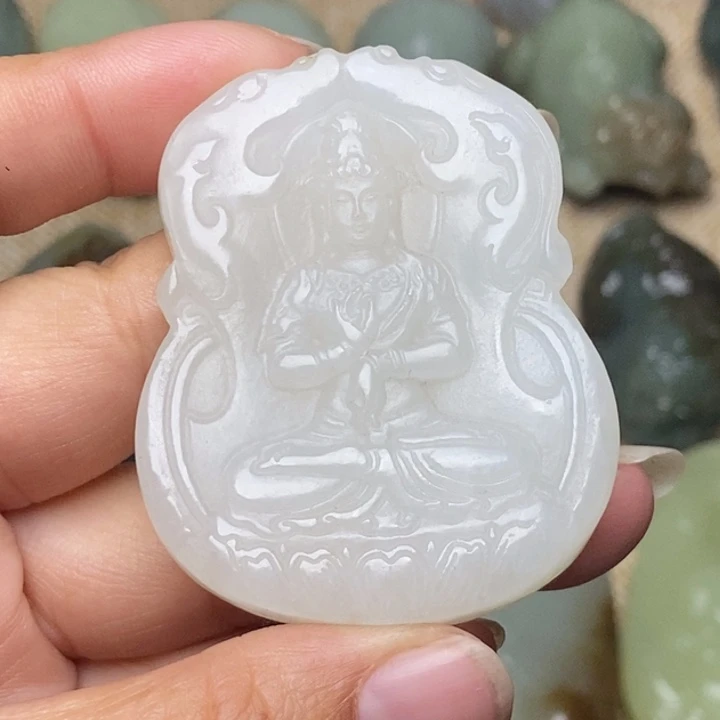 和田玉未镶嵌颈饰