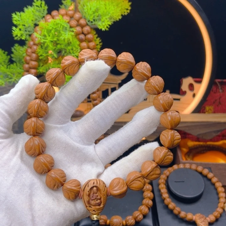 桃核吊坠野生桃核光头强