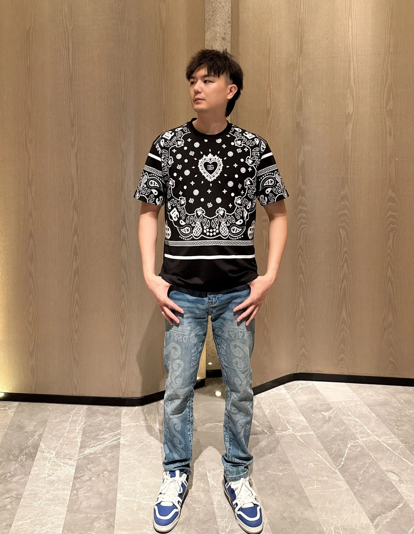 DR.GABBRALA/DG高端男士夏季轻奢DNA系列烫钻时尚百搭短袖T0006