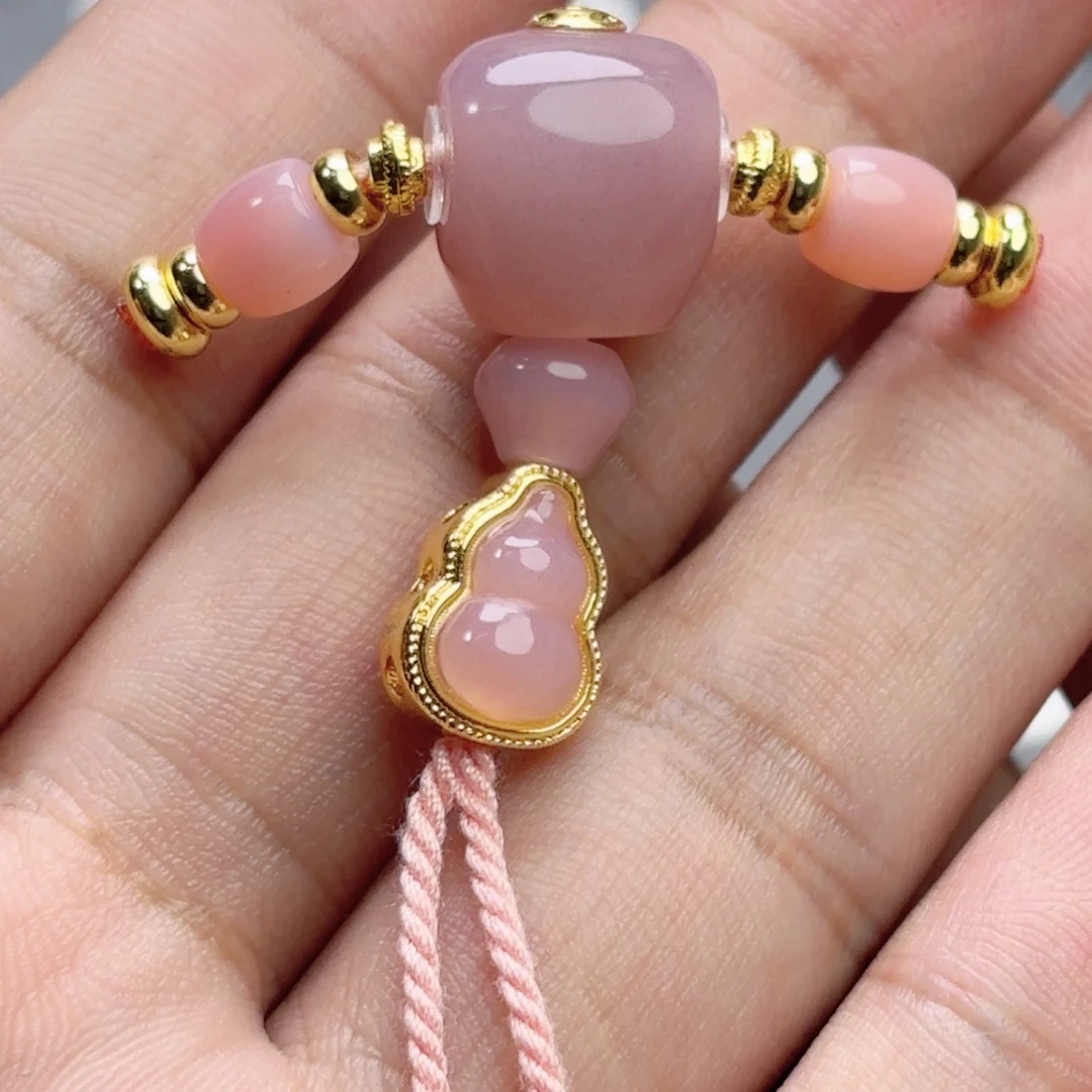 此***待玛瑙/玉髓未镶嵌文玩配饰