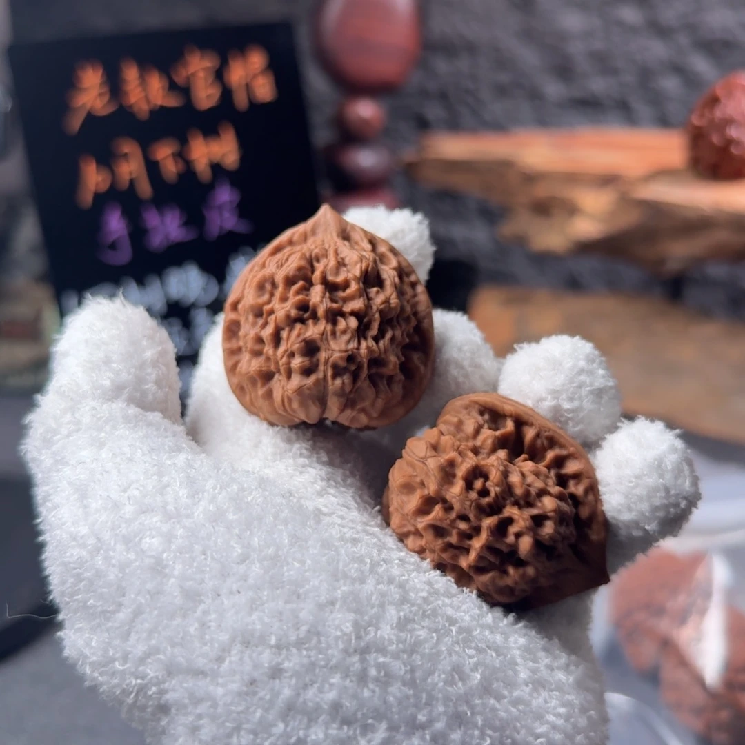 文玩核桃吊坠官帽