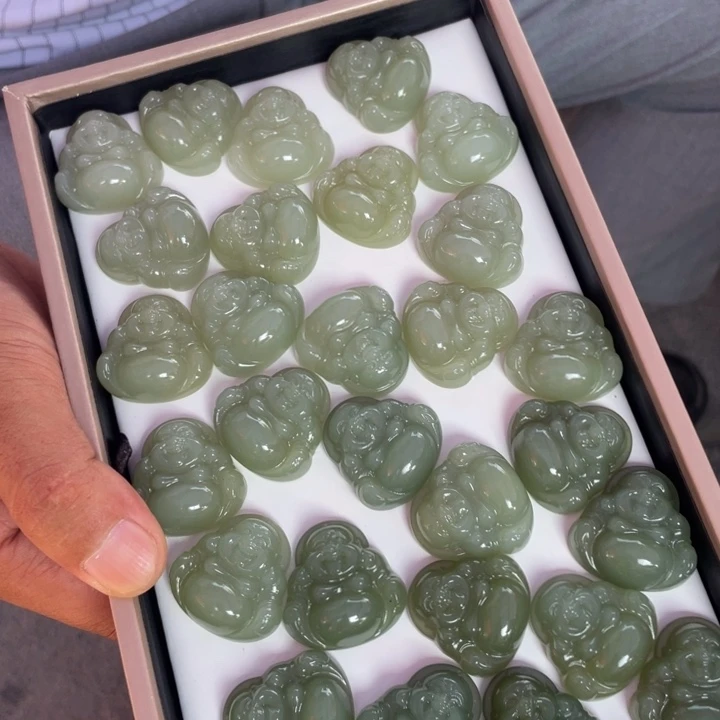 颈饰未镶嵌和田玉多样性发货，发其一